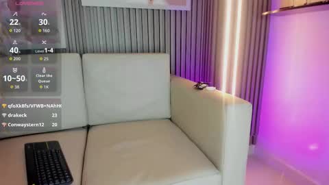   online show from 10-31-25, 08:48