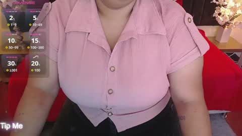 Ailyn rouss online show from 05-25-26, 01:06