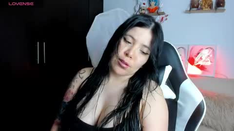 Ailyn  online show from 05-07-26, 03:23