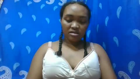 Snapshot of aimealdy chatting on 05-20-26, 12:22 aimealdy online show from 05-20-26, 12:22