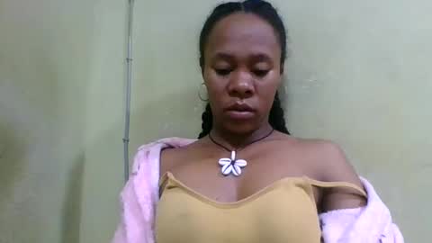 Snapshot of aimee982179 chatting on 06-01-26, 02:13 aimee982179 online show from 06-01-26, 02:13
