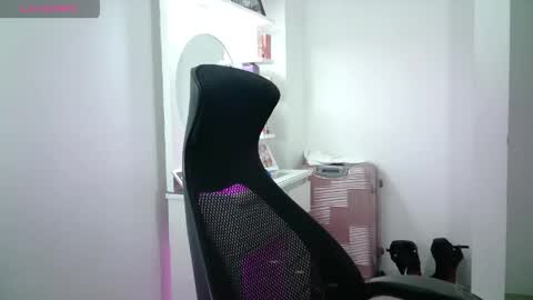 AINE online show from 06-06-26, 12:38