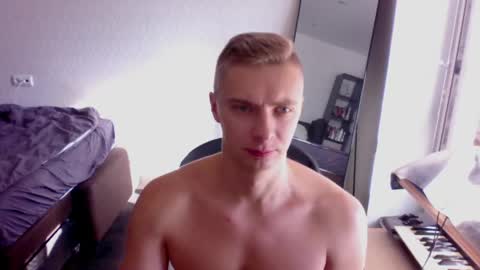 free your mind and your ass will follow online show from 03-06-26, 10:45