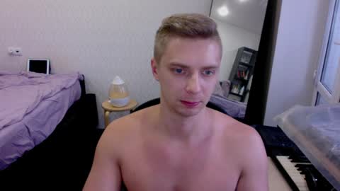 free your mind and your ass will follow online show from 03-25-26, 02:45