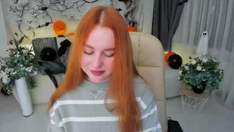 Louise online show from 11-04-25, 04:22