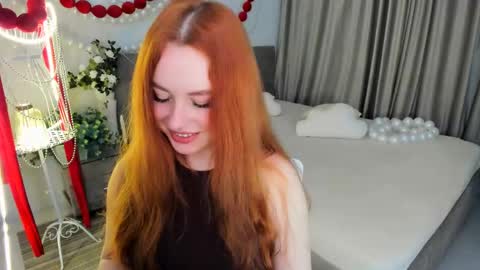 Louise online show from 04-10-26, 08:02