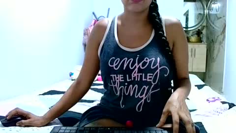 aisha koswell3 online show from 07-12-26, 02:13