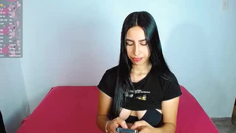 Snapshot of aisha_stacey0410 chatting on 10-06-25, 03:31 aisha_stacey0410 online show from 10-06-25, 03:31