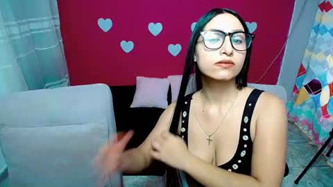 aisha_stacey0410 online show from 06-21-26, 10:12