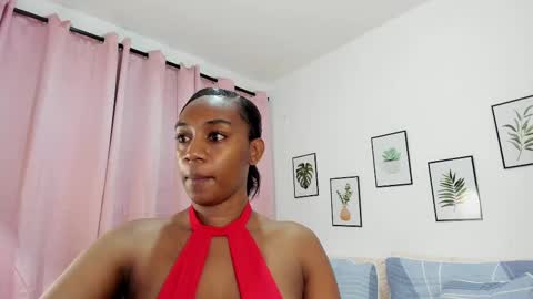 Snapshot of aisha_w10 chatting on 02-22-25, 12:29 Aisha online show from 02-22-25, 12:29