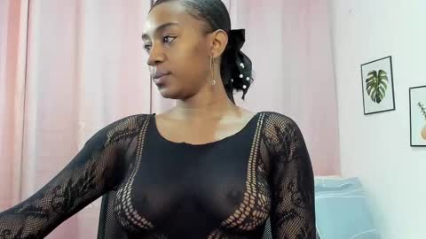 Snapshot of aisha_w10 chatting on 02-24-25, 12:48 Aisha online show from 02-24-25, 12:48