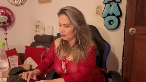 Aisha online show from 04-08-26, 04:40