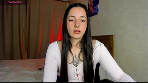 Snapshot of aishagolden chatting on 06-25-26, 09:19 Aisha online show from 06-25-26, 09:19