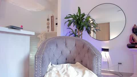 Aisha online show from 02-09-26, 05:17