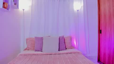 Aisha online show from 06-21-26, 01:46