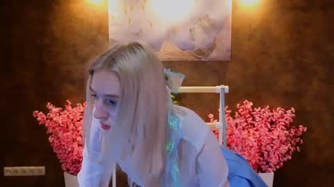 Snapshot of aishiro chatting on 02-16-25, 03:48 aishiro online show from 02-16-25, 03:48