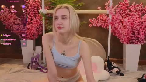 Snapshot of aishiro chatting on 02-27-25, 03:48 aishiro online show from 02-27-25, 03:48