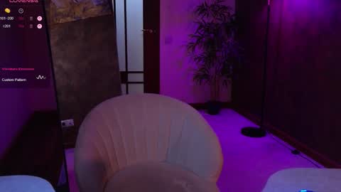 Snapshot of aishiro chatting on 09-22-25, 06:10 aishiro online show from 09-22-25, 06:10