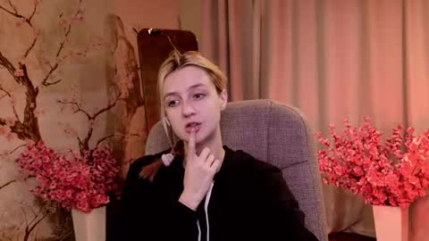 Snapshot of aishiro chatting on 11-24-25, 05:51 aishiro online show from 11-24-25, 05:51