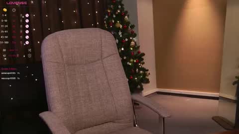 Snapshot of aishiro chatting on 12-15-25, 02:21 aishiro online show from 12-15-25, 02:21