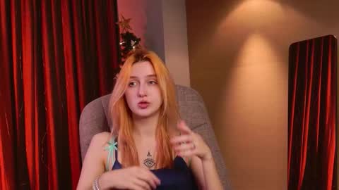 Snapshot of aishiro chatting on 12-19-25, 02:02 aishiro online show from 12-19-25, 02:02