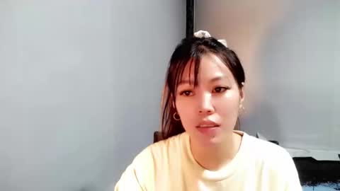 aisuchan online show from 12-03-25, 03:21