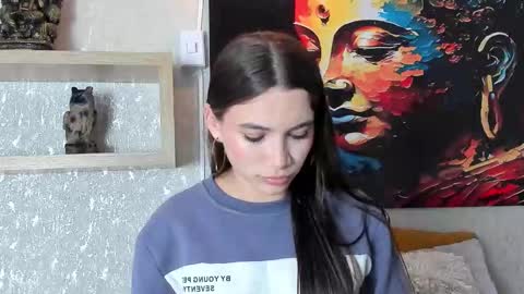 little aitana  online show from 02-06-26, 03:22