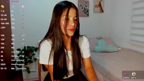 Aitana online show from 03-11-25, 08:52