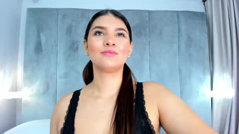  Aitana  online show from 04-30-26, 10:54
