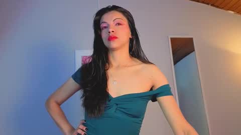 Aitana Garcia online show from 12-17-25, 10:10