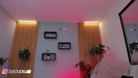 Snapshot of aixa_charless chatting on 11-27-25, 12:07 Aixa online show from 11-27-25, 12:07