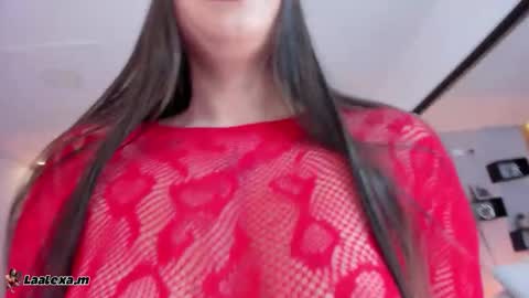 Snapshot of aixa_charless chatting on 01-08-26, 11:01 Aixa online show from 01-08-26, 11:01