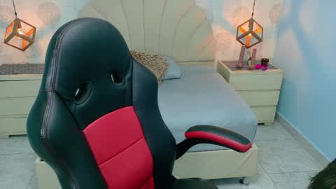 AIXA online show from 04-07-26, 07:14