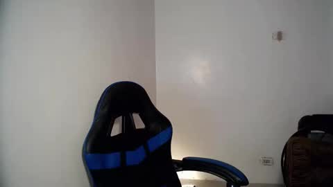 aj_daksxx online show from 02-11-26, 07:46