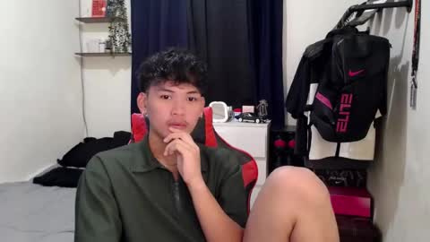 Snapshot of aj_daksxx chatting on 08-04-26, 02:48 aj_daksxx online show from 08-04-26, 02:48