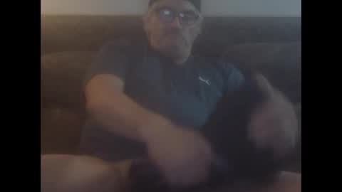 Snapshot of ajames6961 chatting on 05-12-26, 01:19 ajames6961 online show from 05-12-26, 01:19