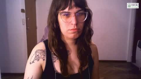 Snapshot of akamedolle chatting on 04-12-26, 12:59 Veronica Akame 3 online show from 04-12-26, 12:59