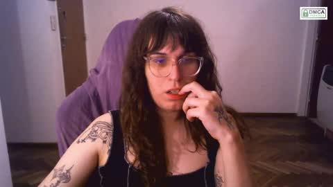 Snapshot of akamedolle chatting on 04-14-26, 02:17 Veronica Akame 3 online show from 04-14-26, 02:17