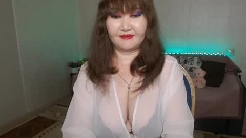 Snapshot of akanire chatting on 06-03-26, 02:44 Shelly online show from 06-03-26, 02:44