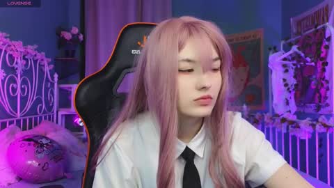 Akemi online show from 02-22-25, 07:36