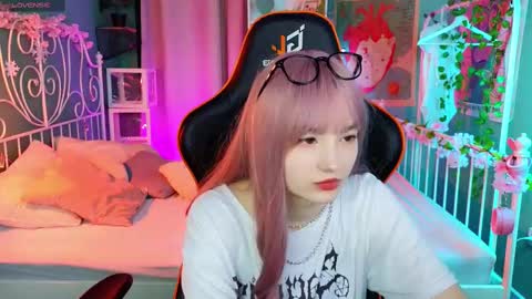 Akemi online show from 03-05-25, 06:12