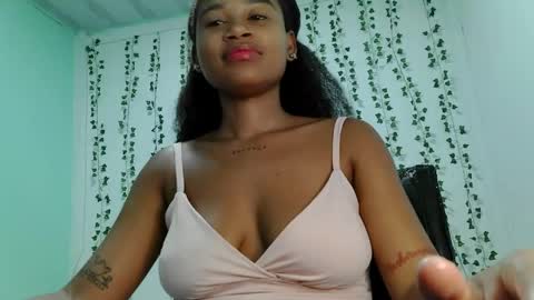 akemy_saunderz online show from 05-27-26, 07:44