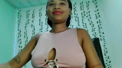 akemy_saunderz online show from 06-06-26, 03:22