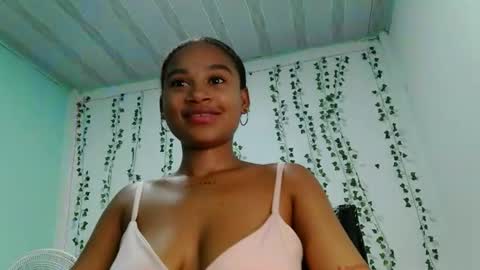 akemy_saunderz online show from 06-10-26, 09:14