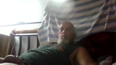 Snapshot of aken4it chatting on 12-20-24, 03:31 aken4it online show from 12-20-24, 03:31