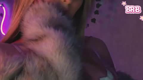 Liza online show from 04-30-26, 03:07