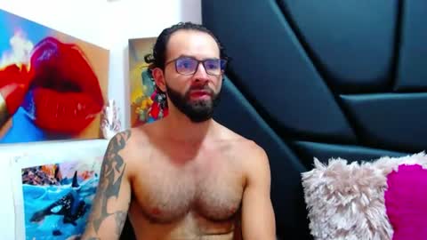 Snapshot of akiles_r chatting on 07-01-26, 11:48 akiles online show from 07-01-26, 11:48