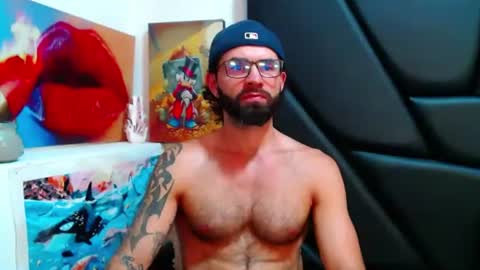 Snapshot of akiles_r chatting on 07-21-26, 11:51 akiles online show from 07-21-26, 11:51