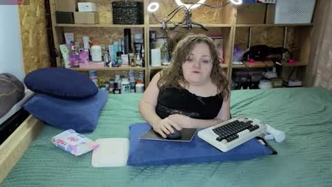 Natalie online show from 01-06-26, 04:38