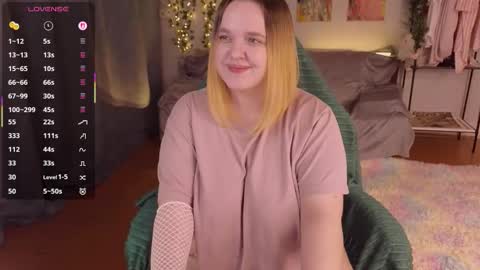 Snapshot of akinohana chatting on 12-01-25, 04:34 Aki online show from 12-01-25, 04:34